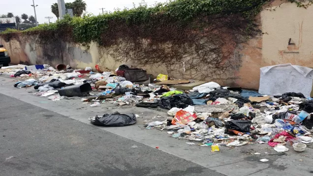 sidewalk trash